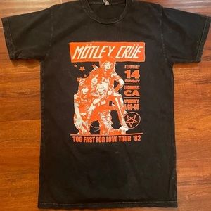 Motely crue vintage t shirt